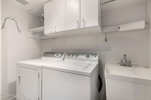 815 E ROSE Lane 129, Phoenix, AZ 85014