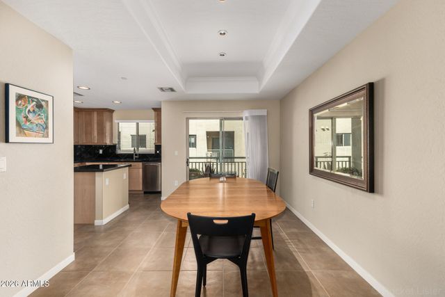 815 E ROSE Lane 129, Phoenix, AZ 85014