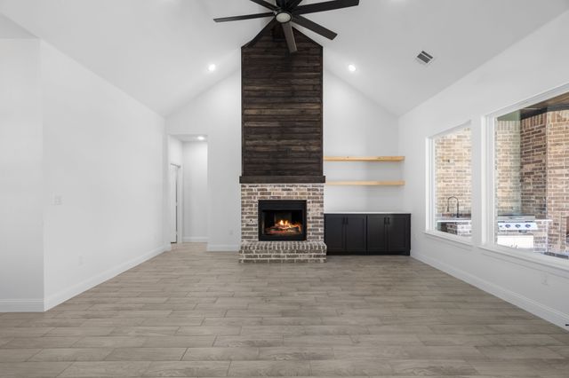 8636 Kassandra Drive, Sanger, TX 76266