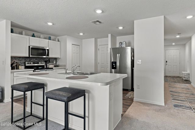 102 Fayetteville Street SW, Palm Bay, FL 32908