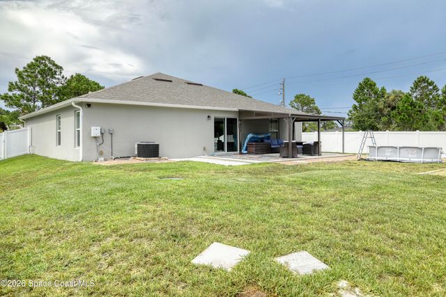 102 Fayetteville Street SW, Palm Bay, FL 32908