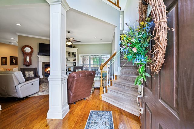 4228 Thoroughbred Ln, Murfreesboro, TN 37127