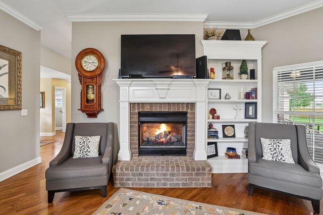 4228 Thoroughbred Ln, Murfreesboro, TN 37127