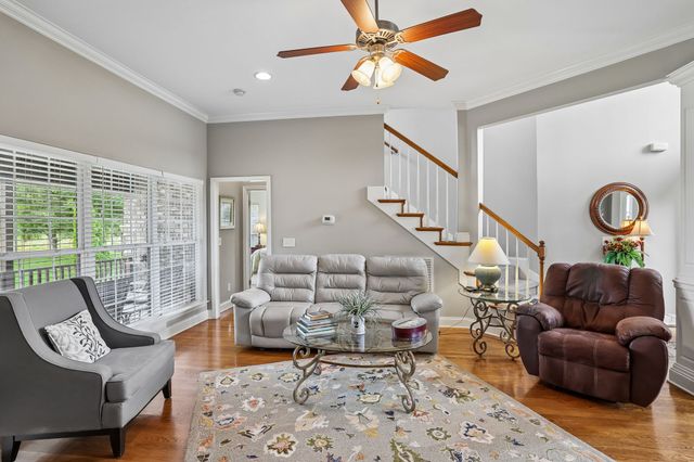 4228 Thoroughbred Ln, Murfreesboro, TN 37127