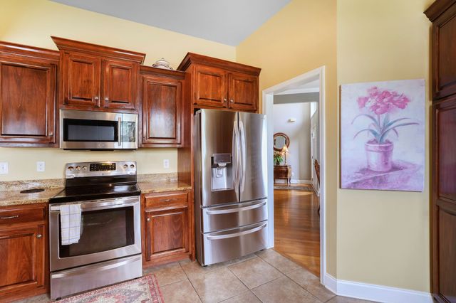 4228 Thoroughbred Ln, Murfreesboro, TN 37127