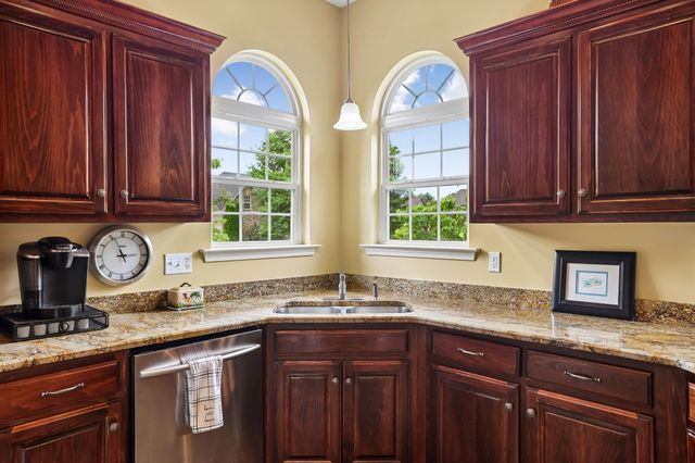4228 Thoroughbred Ln, Murfreesboro, TN 37127
