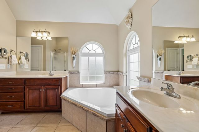 4228 Thoroughbred Ln, Murfreesboro, TN 37127