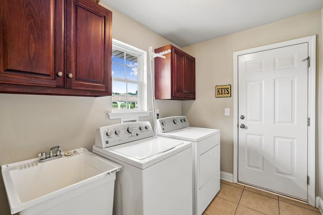4228 Thoroughbred Ln, Murfreesboro, TN 37127