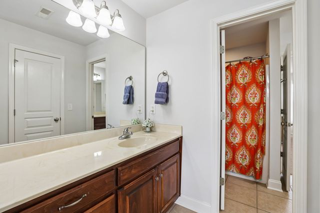 4228 Thoroughbred Ln, Murfreesboro, TN 37127