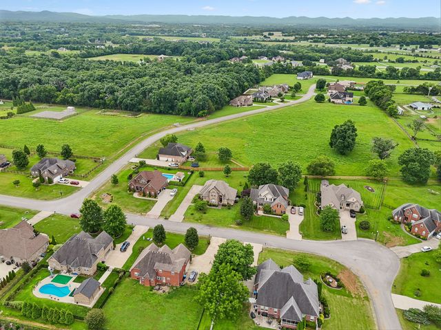 4228 Thoroughbred Ln, Murfreesboro, TN 37127
