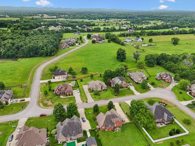 4228 Thoroughbred Ln, Murfreesboro, TN 37127