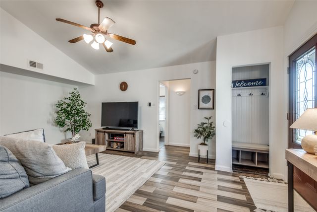 4448 Chapman Street, The Colony, TX 75056