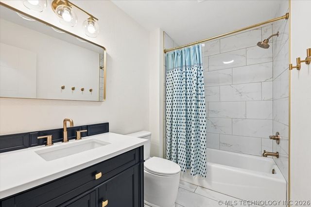 8302 E Browning Avenue, Claremore, OK 74019
