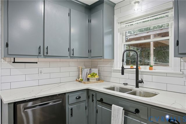 7437 Ridgeview Rd, Mechanicsville, VA 23111