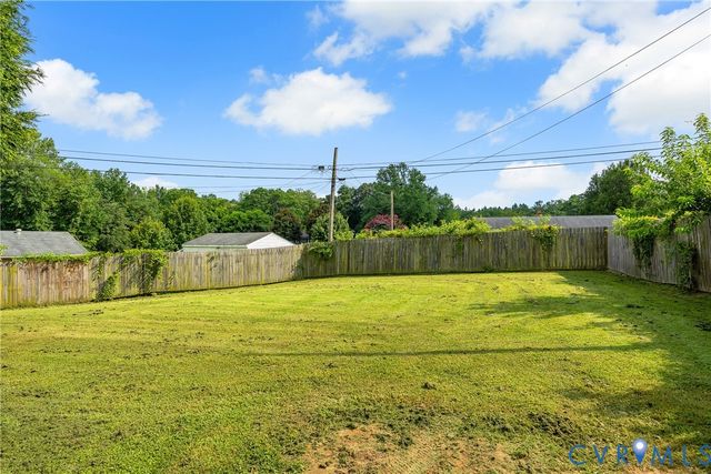 7437 Ridgeview Rd, Mechanicsville, VA 23111