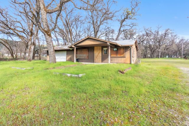 10121 Valley Dr, Rough And Ready, CA 95975