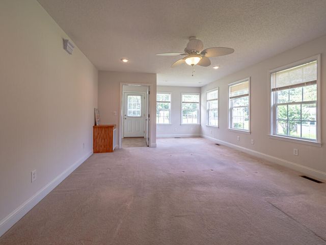 4275 Brabham Drive, Dalzell, SC 29040