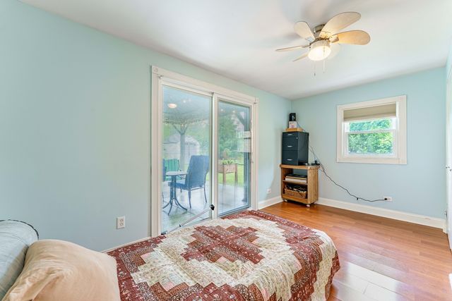 1115 S 3rd Avenue, Des Plaines, IL 60016