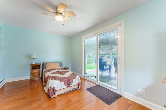 1115 S 3rd Avenue, Des Plaines, IL 60016