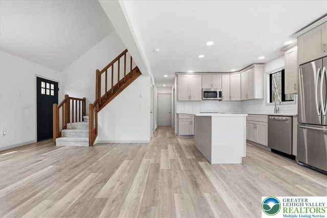 186 Timberlane Drive, Kidder Twp, PA 18210