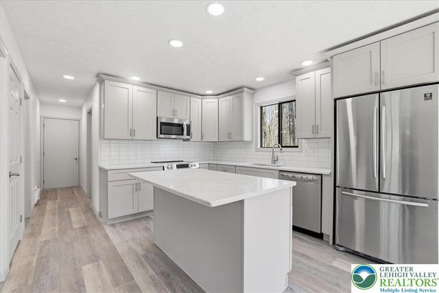 186 Timberlane Drive, Kidder Twp, PA 18210