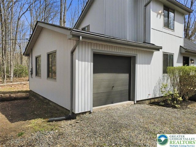 186 Timberlane Drive, Kidder Twp, PA 18210