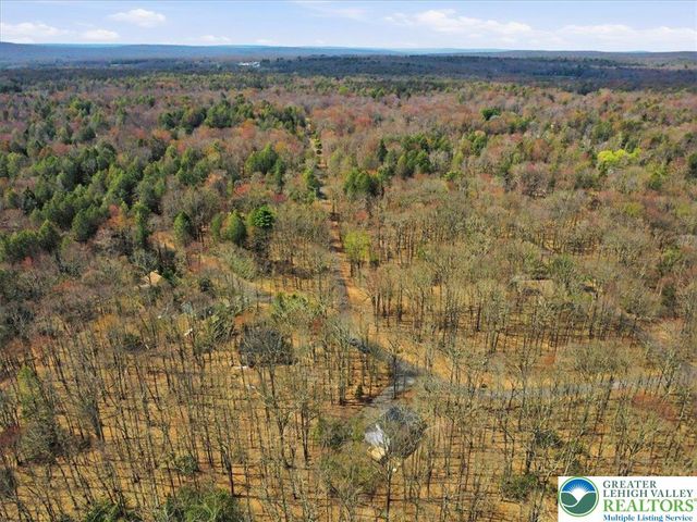 186 Timberlane Drive, Kidder Twp, PA 18210