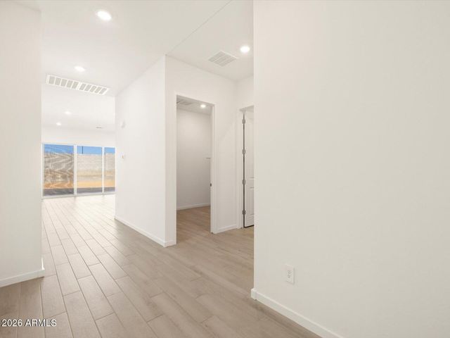 17779 W ILLINI Street, Goodyear, AZ 85338