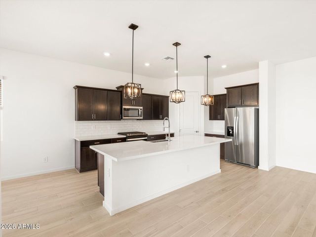 17779 W ILLINI Street, Goodyear, AZ 85338