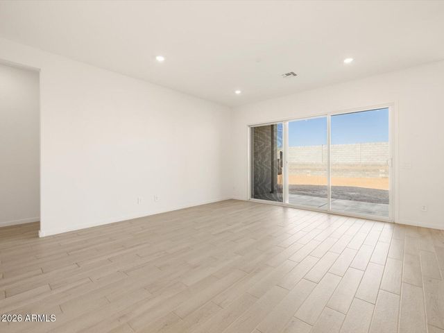 17779 W ILLINI Street, Goodyear, AZ 85338
