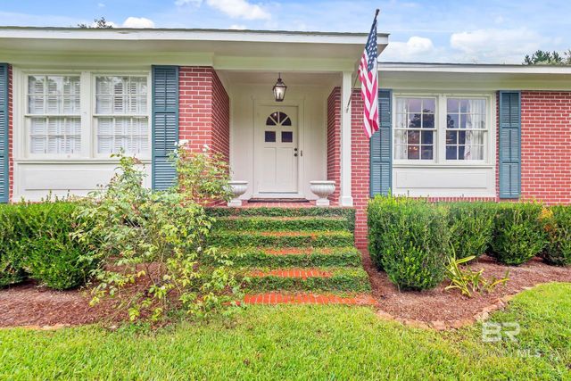 1515 Poplar Avenue, Brewton, AL 36426