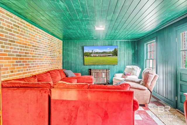 1515 Poplar Avenue, Brewton, AL 36426