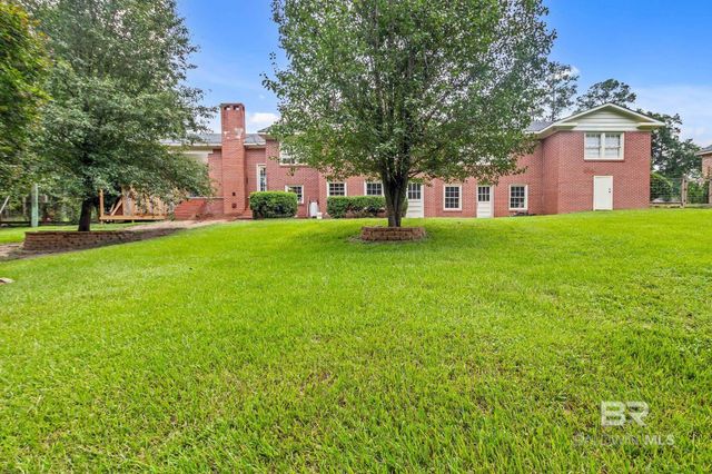 1515 Poplar Avenue, Brewton, AL 36426