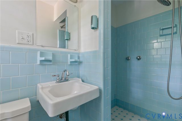 200 Stanmore Rd, North Chesterfield, VA 23236