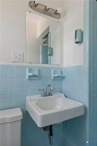 200 Stanmore Rd, North Chesterfield, VA 23236