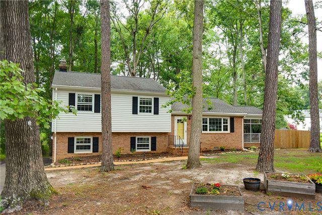 200 Stanmore Rd, North Chesterfield, VA 23236