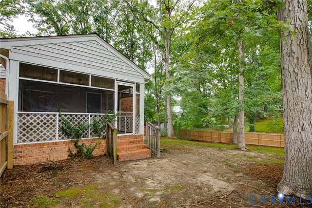 200 Stanmore Rd, North Chesterfield, VA 23236