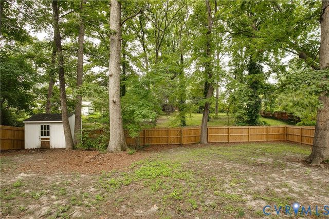 200 Stanmore Rd, North Chesterfield, VA 23236