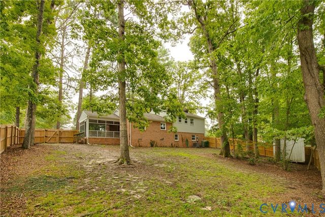 200 Stanmore Rd, North Chesterfield, VA 23236