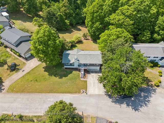 7919 Cove Ridge Drive, Hixson, TN 37343
