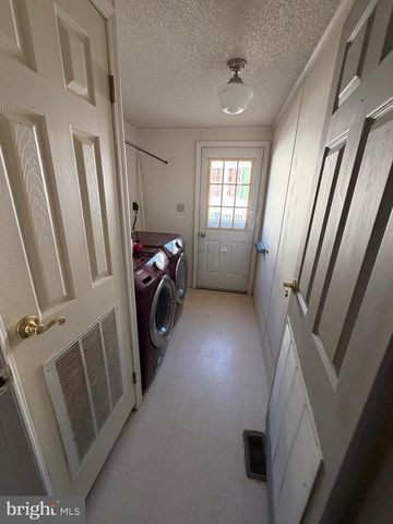 3 JUNIPER CIR, New Hope, PA 18938