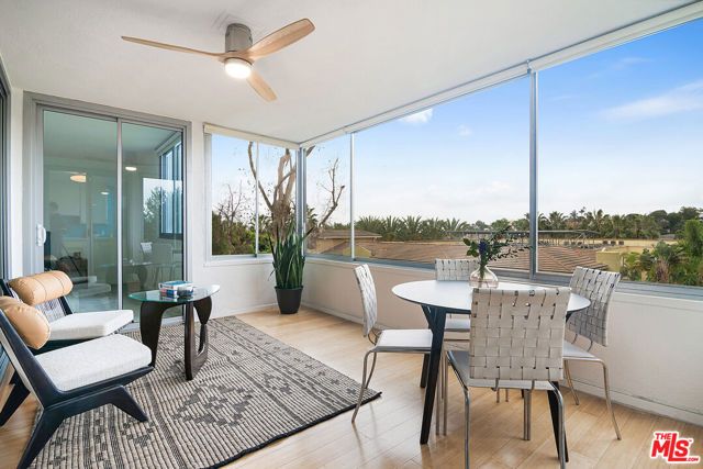 8701 Delgany Avenue 208, Playa Del Rey (los Angeles), CA 90293