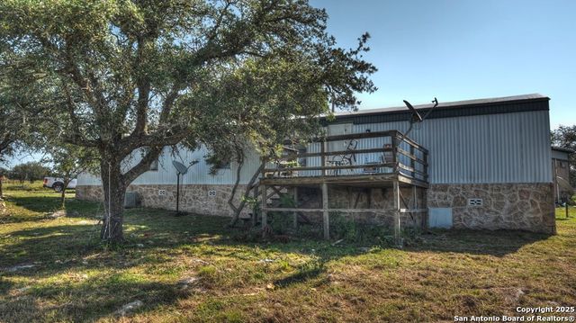 14832 Texas Highway 41, Rocksprings, TX 78880