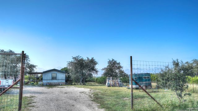 14832 Texas Highway 41, Rocksprings, TX 78880
