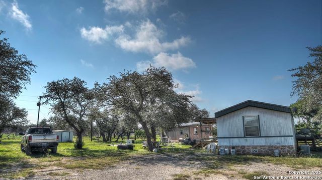 14832 Texas Highway 41, Rocksprings, TX 78880