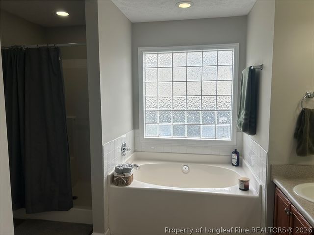 179 Fallingleaf Drive, Raeford, NC 28376