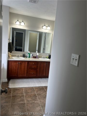 179 Fallingleaf Drive, Raeford, NC 28376