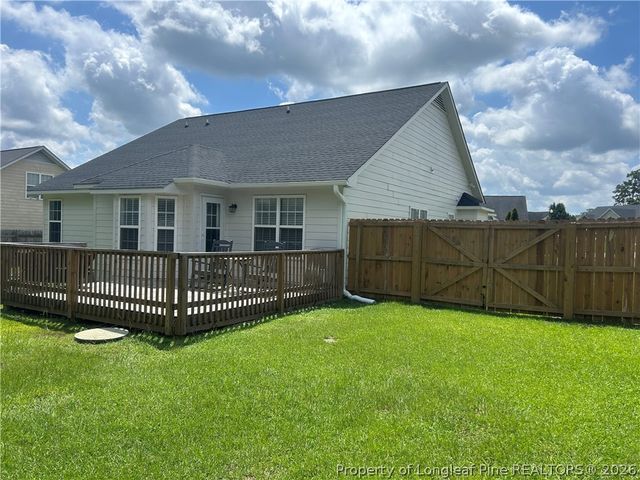 179 Fallingleaf Drive, Raeford, NC 28376