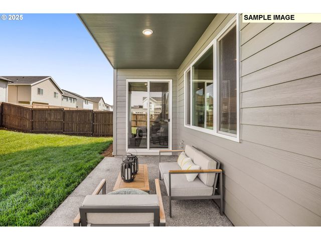 23761 Sw WALLA WALLA Ter AS352, Tualatin, OR 97062
