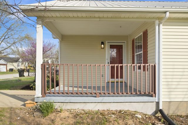 261 Donalynn Drive, Frankfort, KY 40601